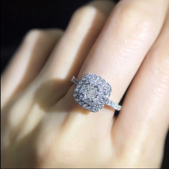 New 925 Silver Noble Design Square Diamond Ring - Picture 4 of 5